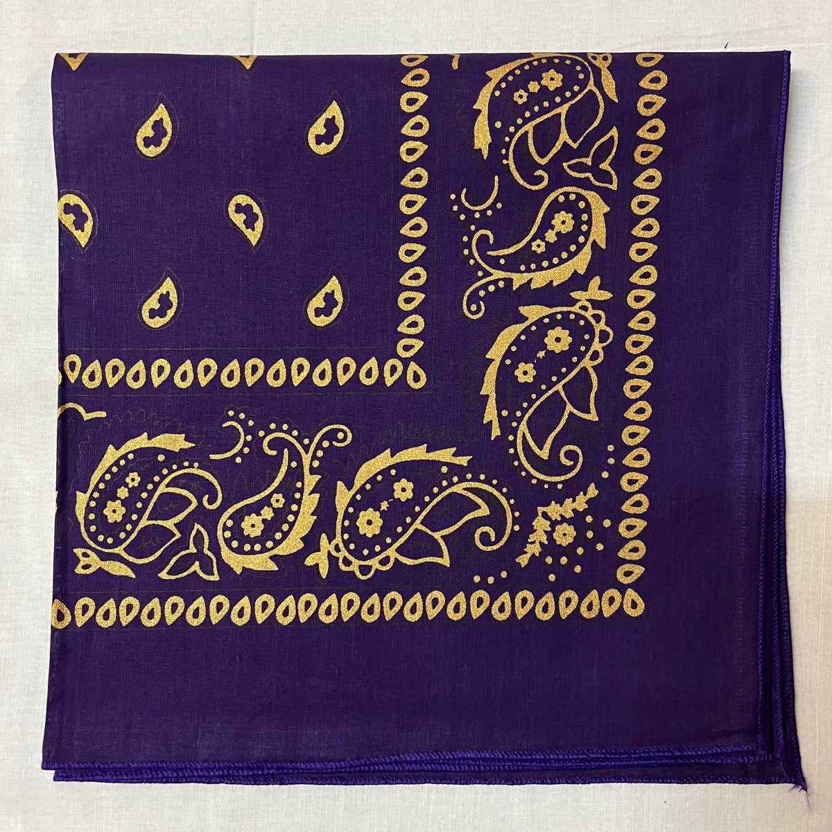 Gold paisley bandana 22x22 dozen pack - Purple